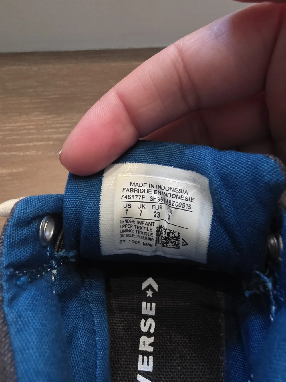 Converse brand new
